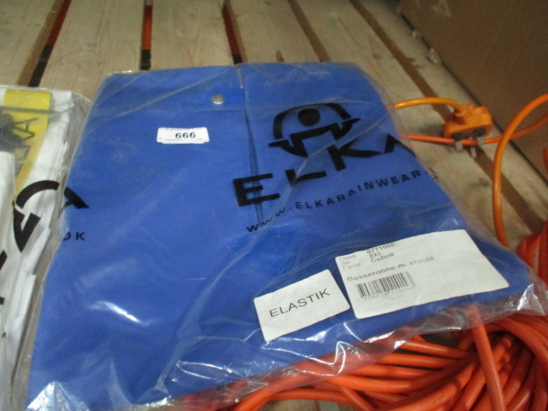 An Elka sailing smock in blue - size 2XL