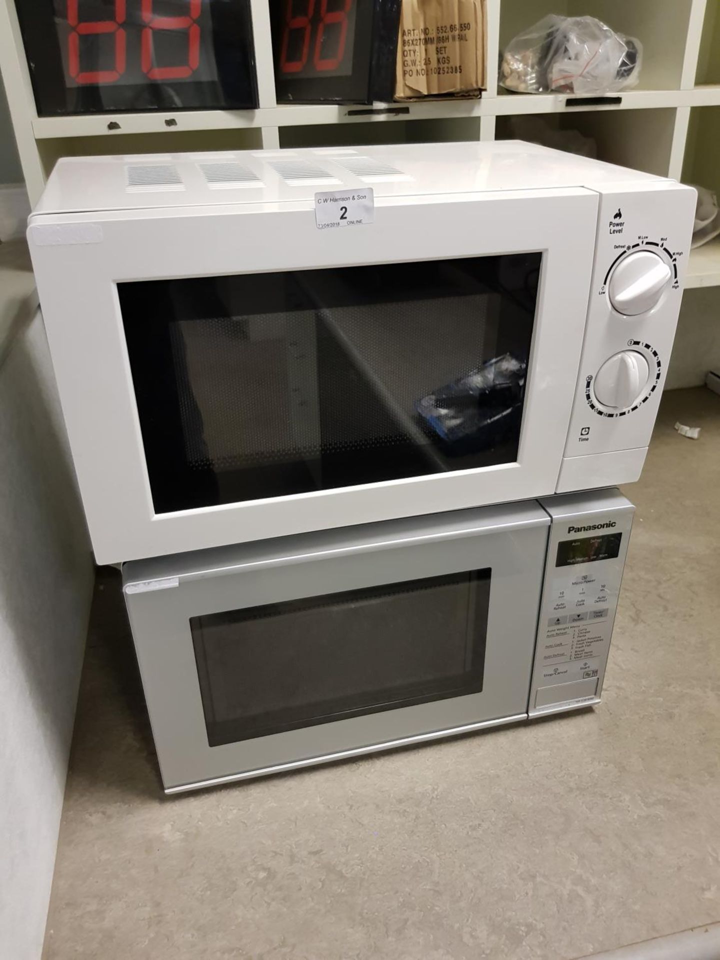 Panasonic NN-E281MMBPQ 20 litre 800W microwave - Silver & 17L 700W Manual Microwave – White