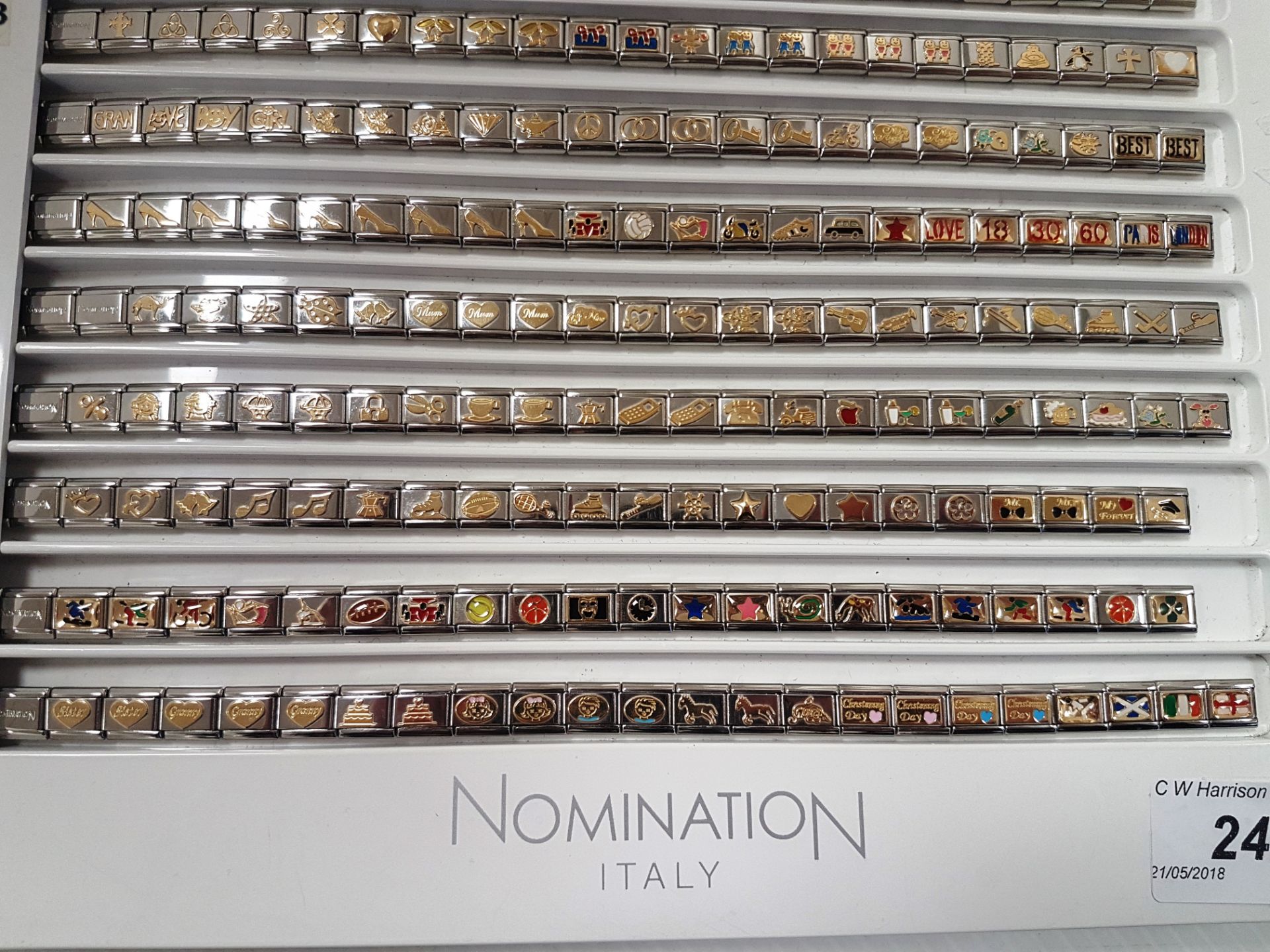 Approximately 290 x Nomination Italy composable links/charms - stainless steel with 18k yellow gold - Image 4 of 4