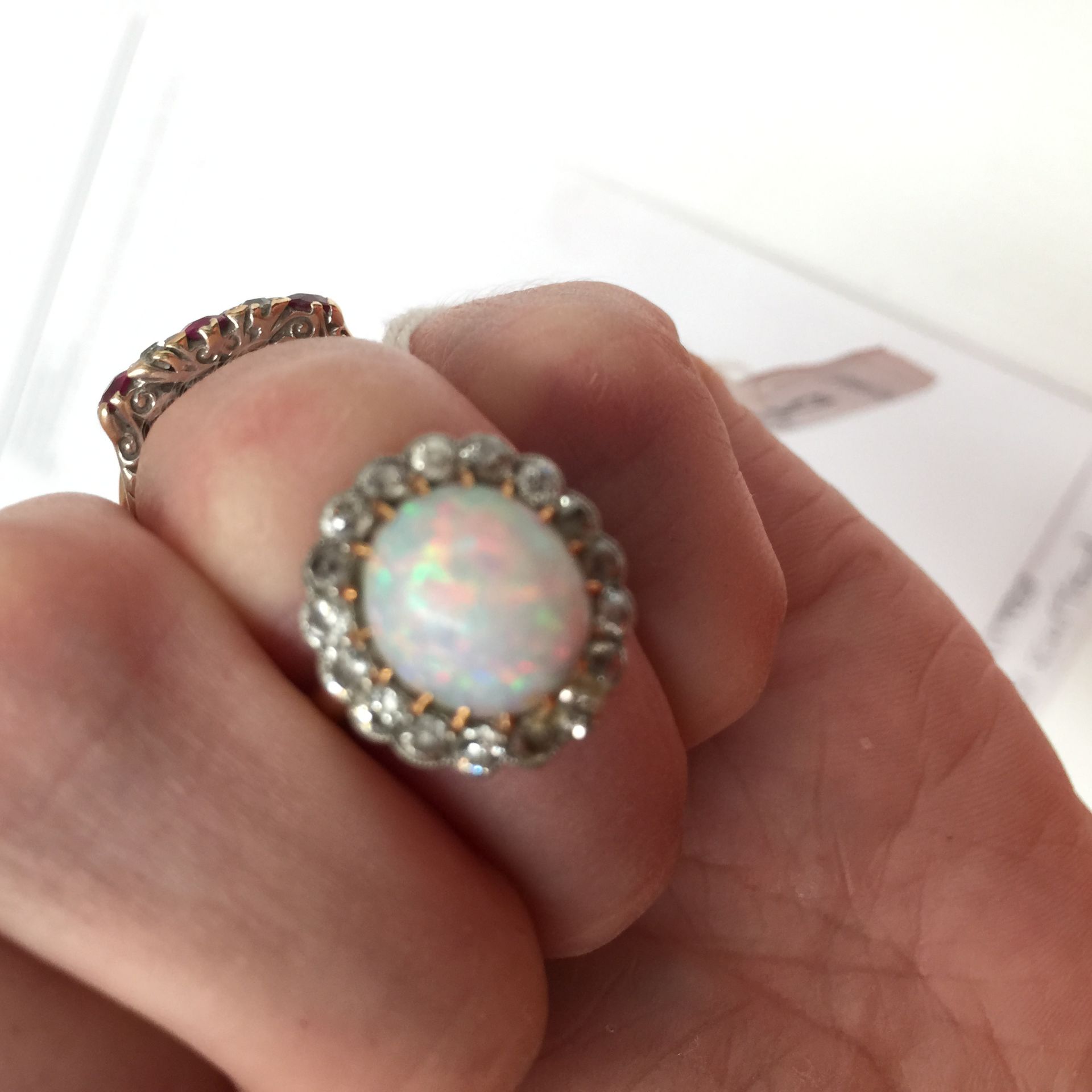 18ct gold opal stone ring [approximate weight 5. - Image 5 of 11