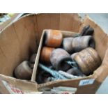 Box of protective wooden sliding barrels for working horses