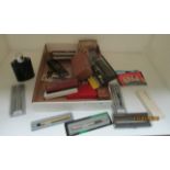 Contents to tray - Parker pens, Stratton England cufflink set, set of chess pieces,