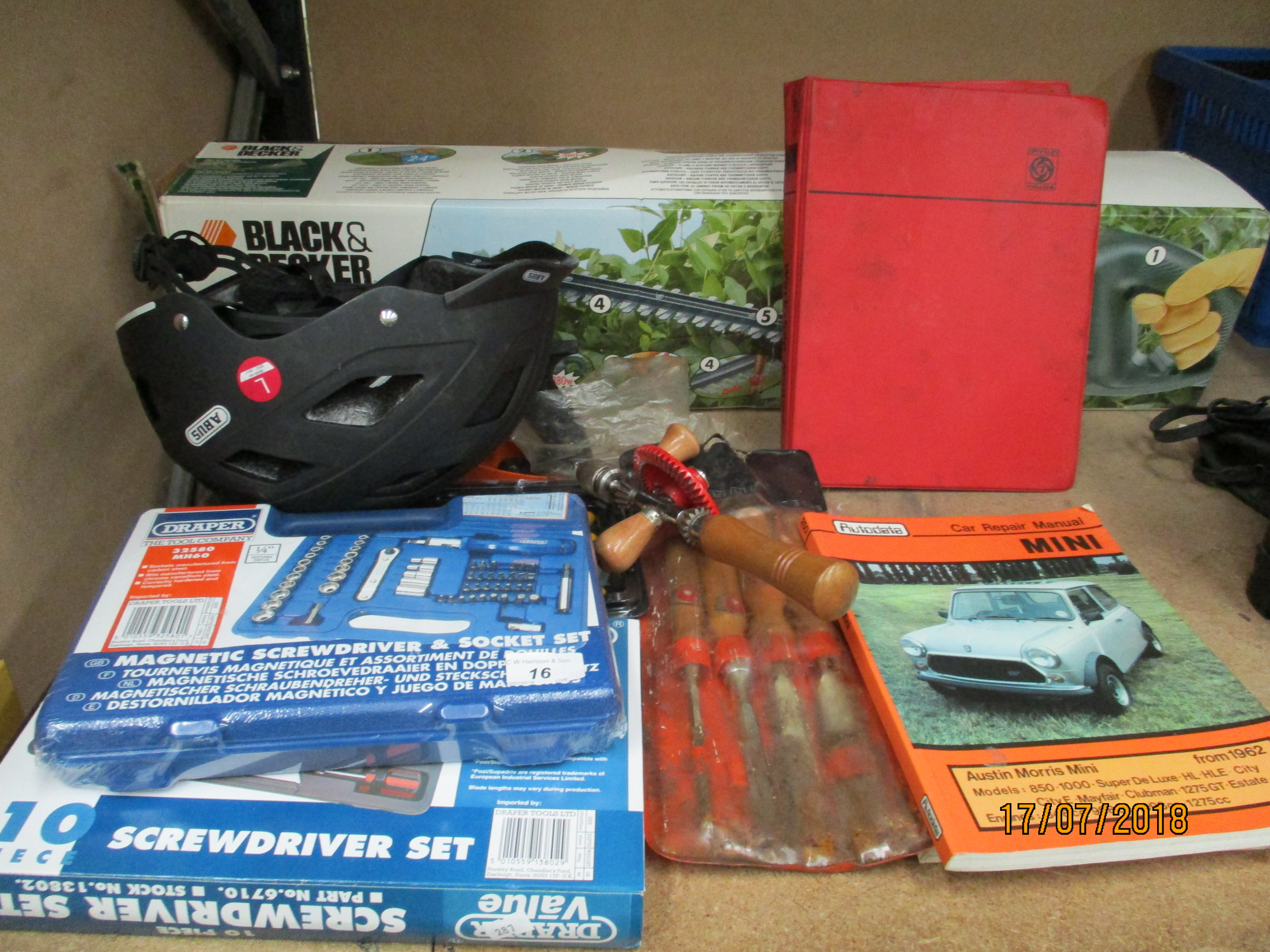 Autodata "Mini" car repair manuals, Draper magnetic screwdriver and socket set,