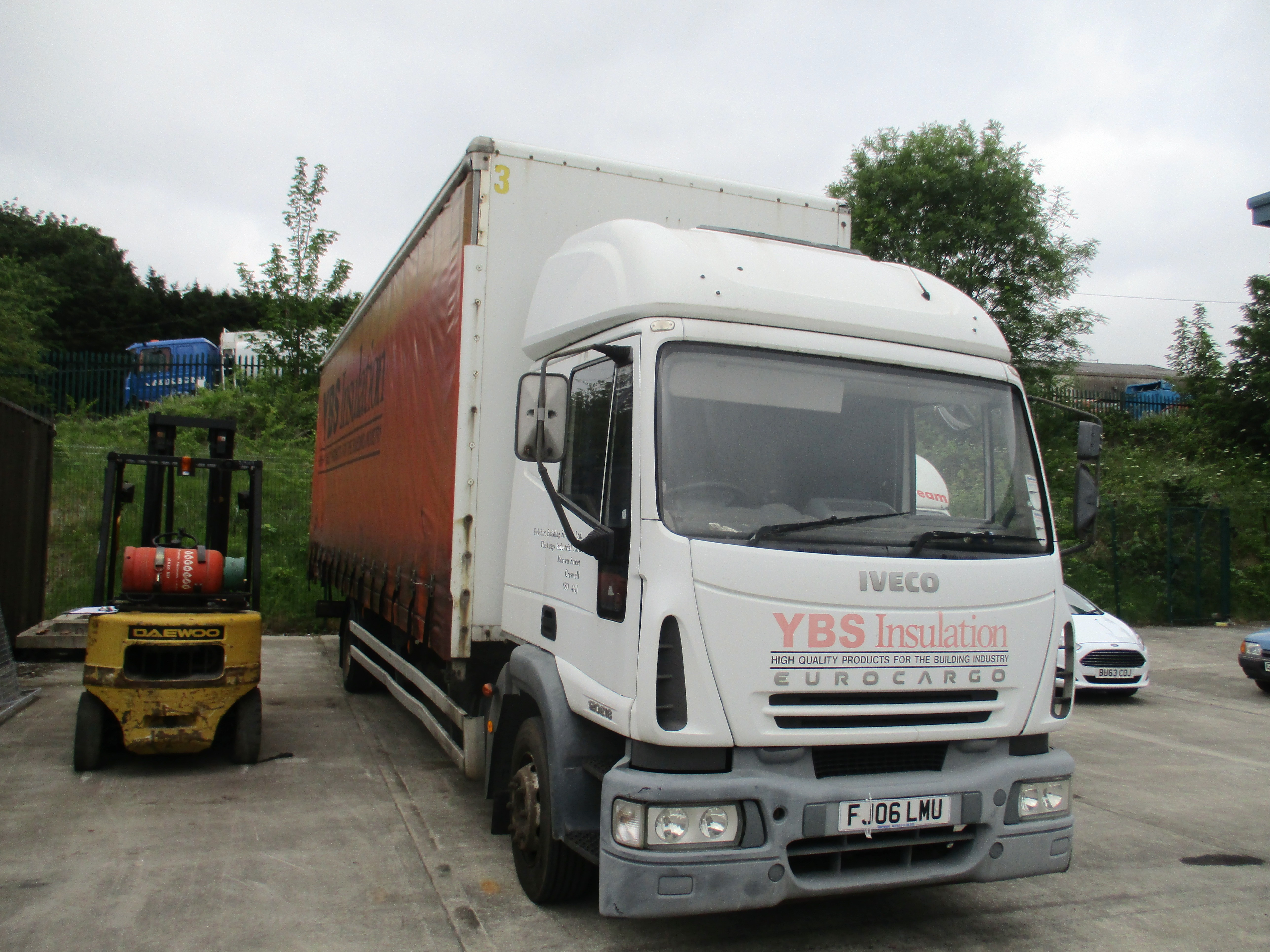 IVECO EUROCARGO 5880cc CURTAINSIDER - diesel - white/orange Reg No FJ06 LMU Rec Mil ? 1st Reg 03.