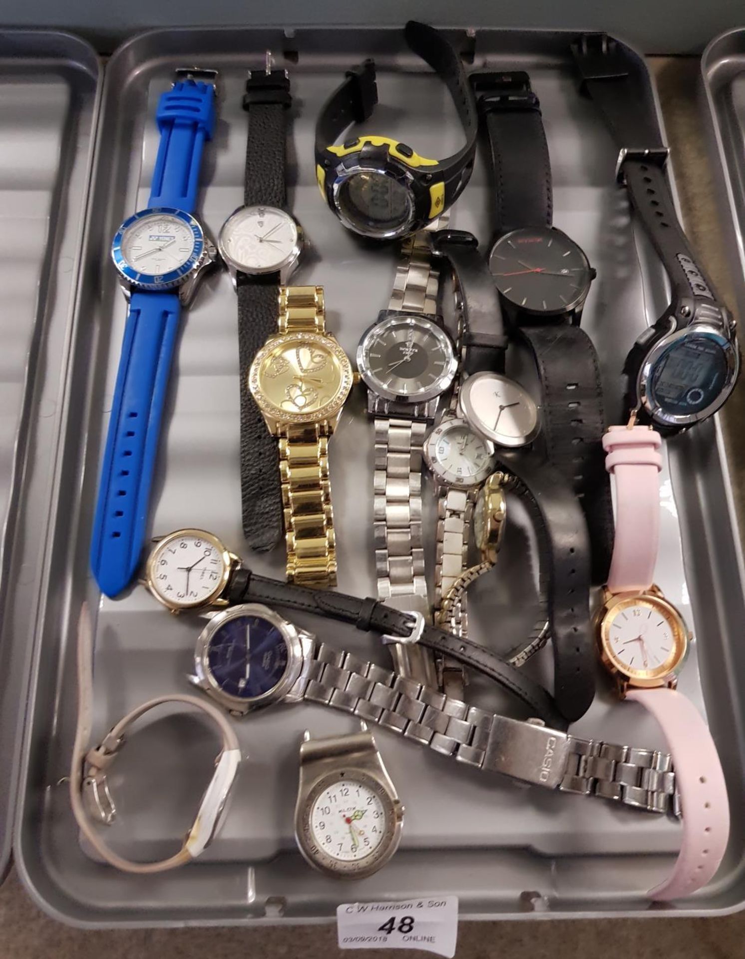 Contents of Tray – (15x) Mixed Watches