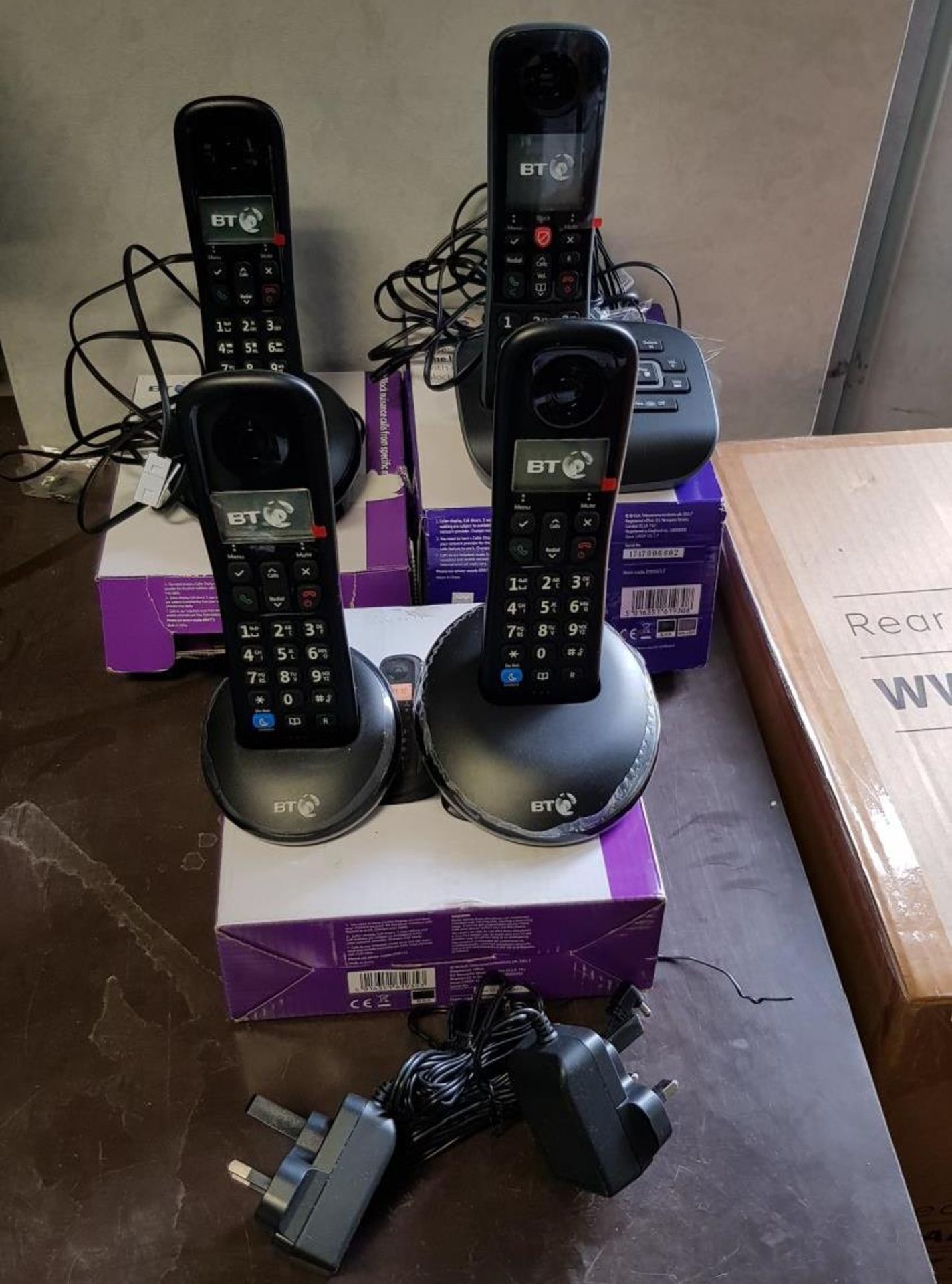 (4xc) BT Phones