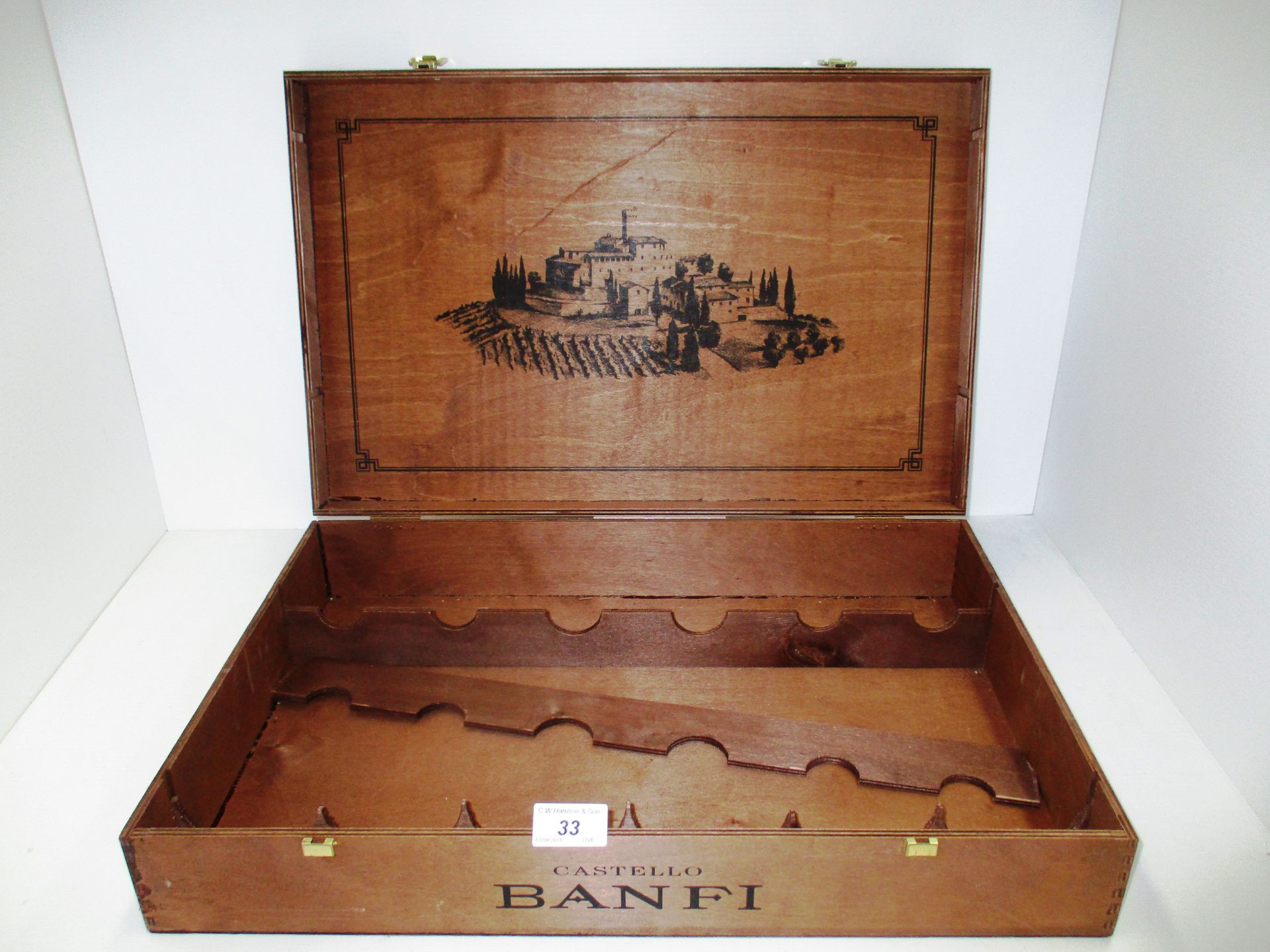 A Castello Banji 5 bottle wine box - no contents