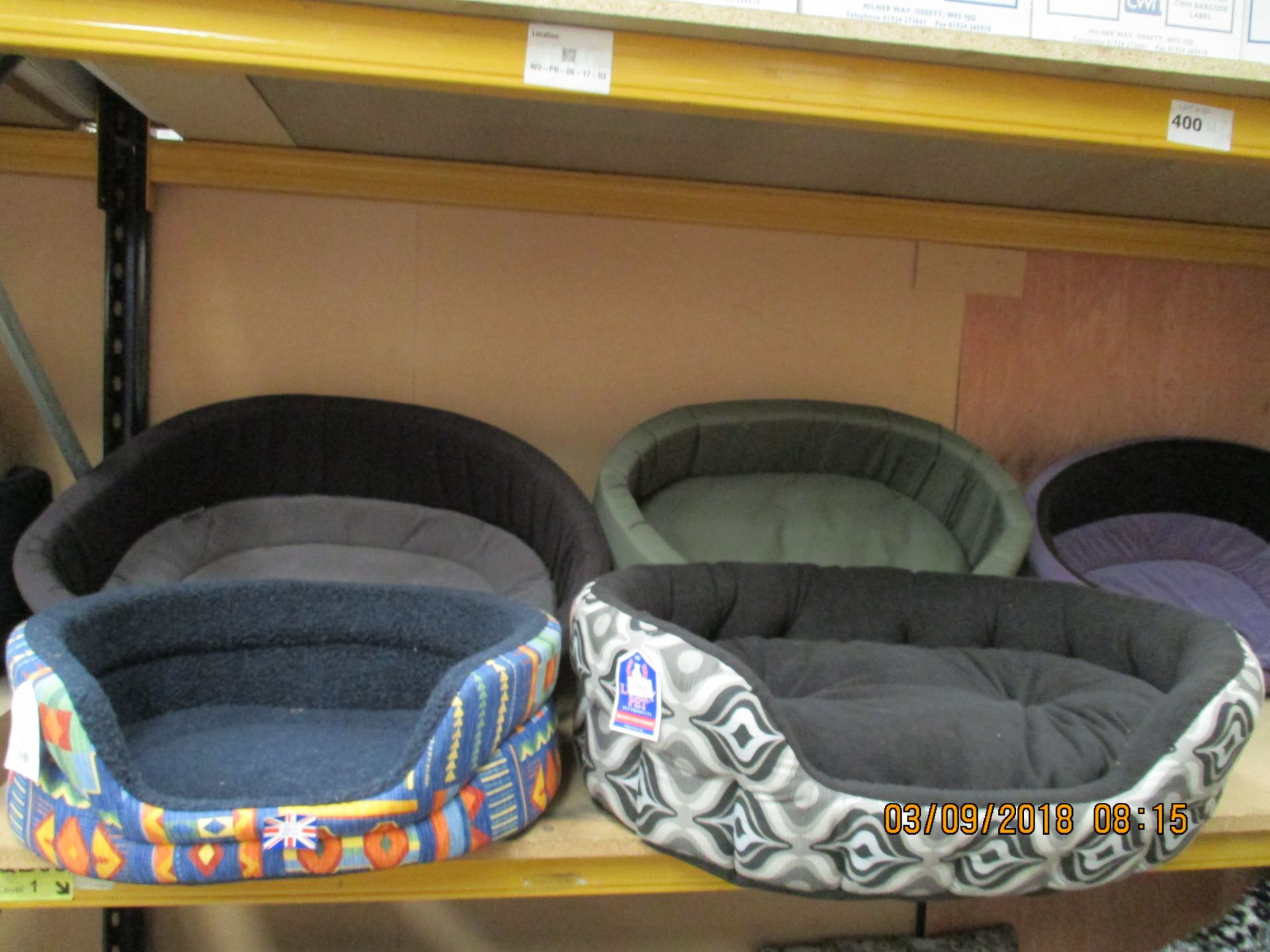 5 x assorted dog beds by Lucky Pet