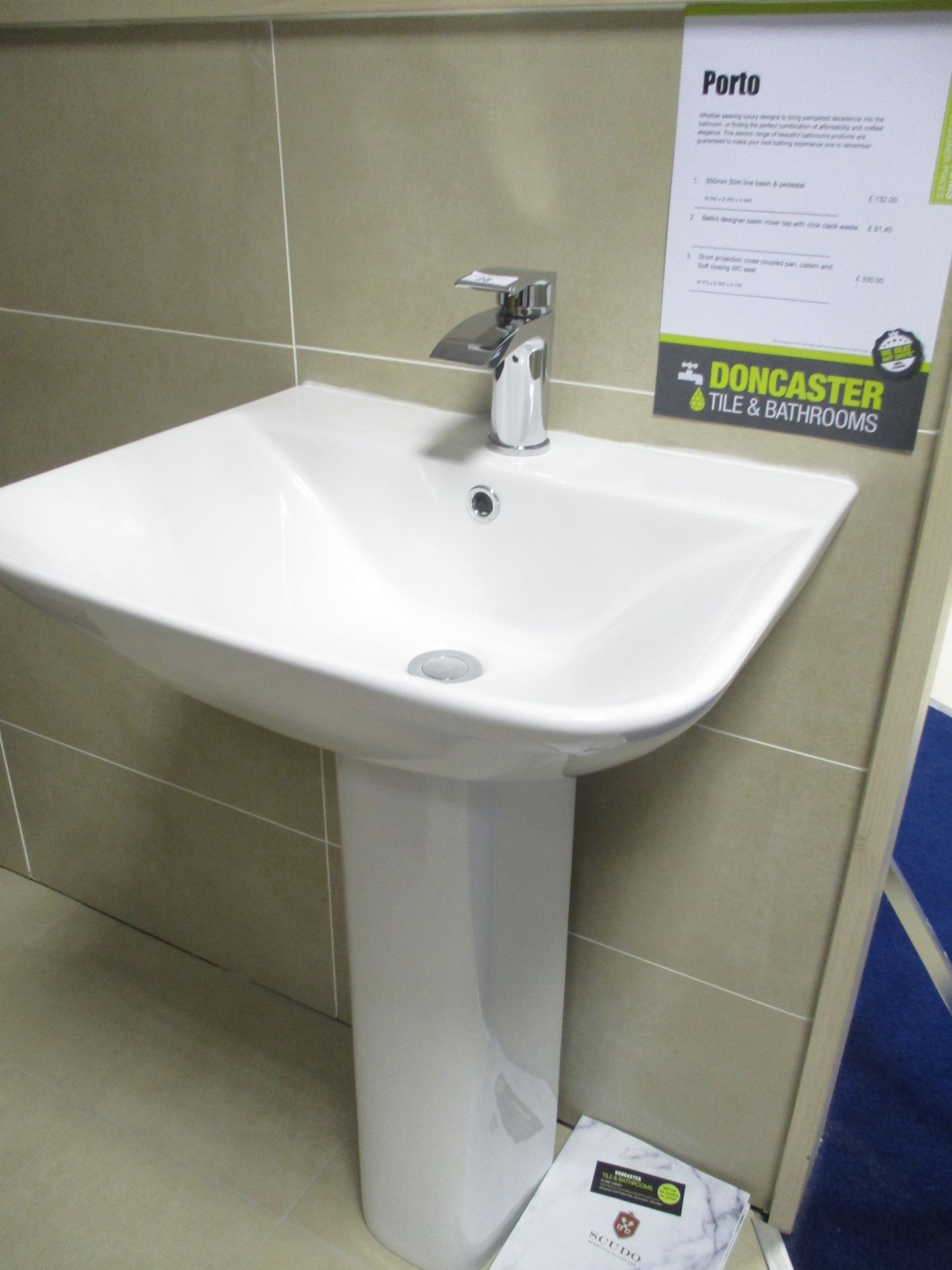 Porto Slimline basin and pedestal 550mm