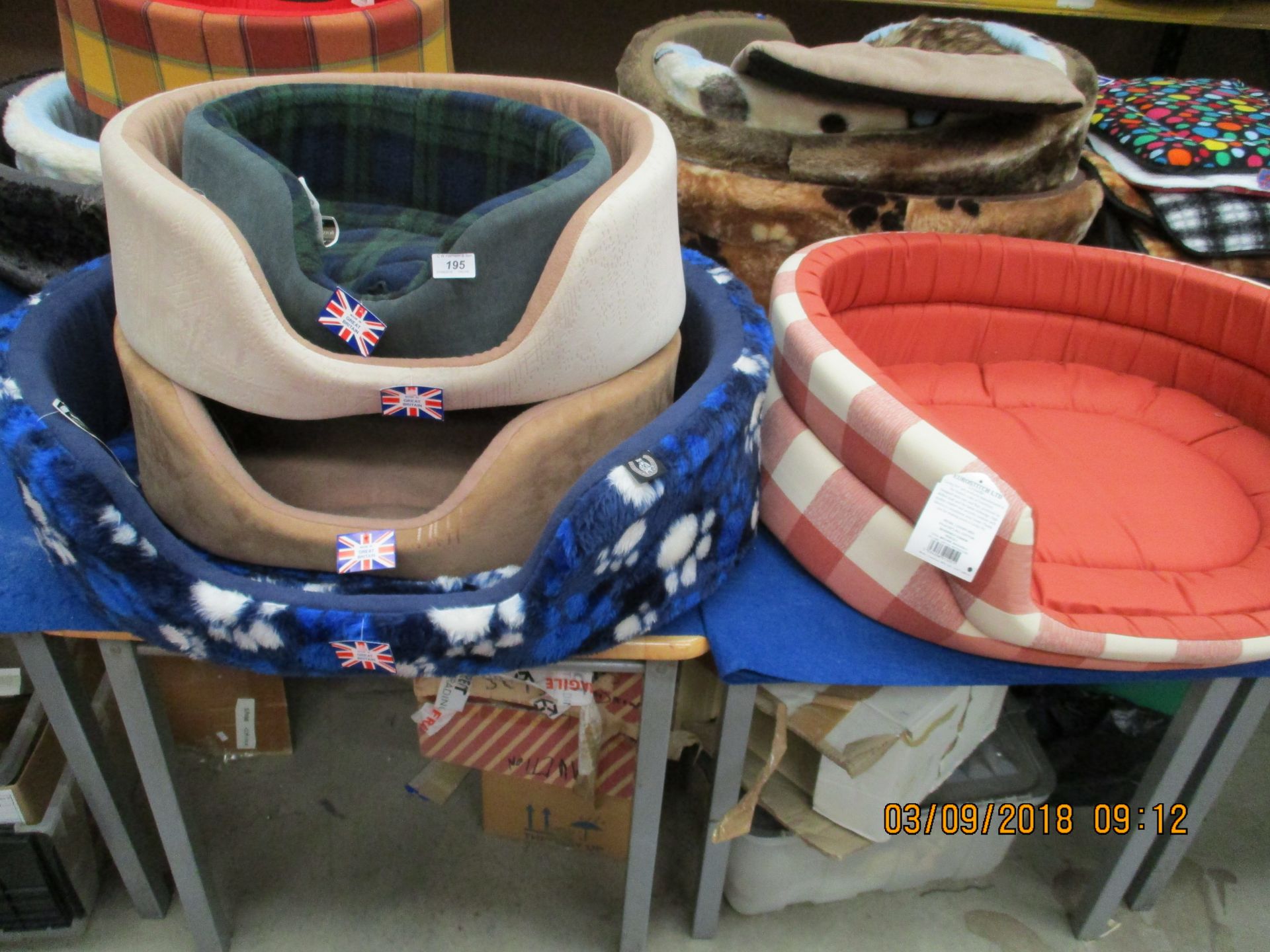 5 x assorted dog beds by Luck Pet