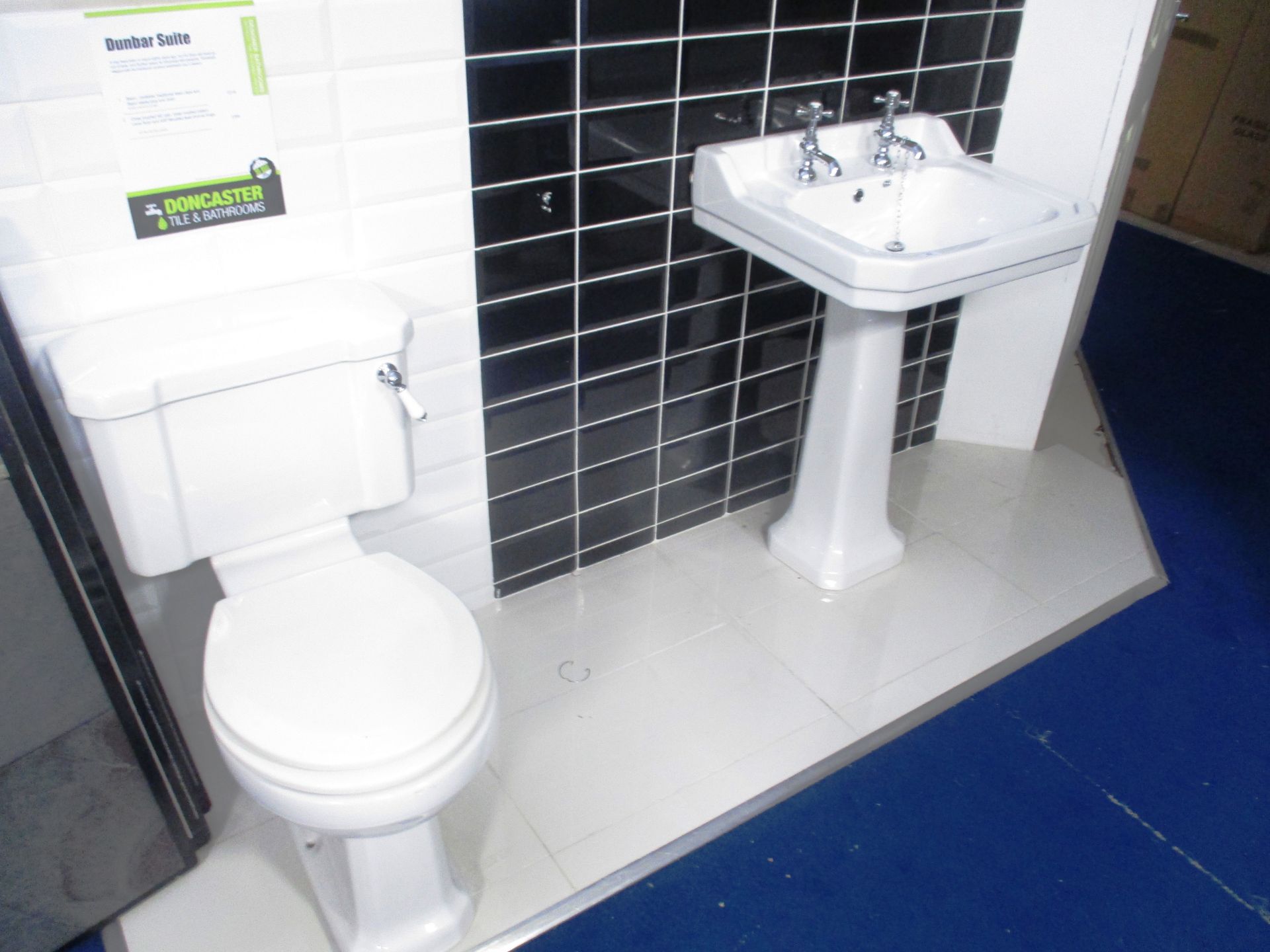 Dunbar suite comprising basin, pedestal,