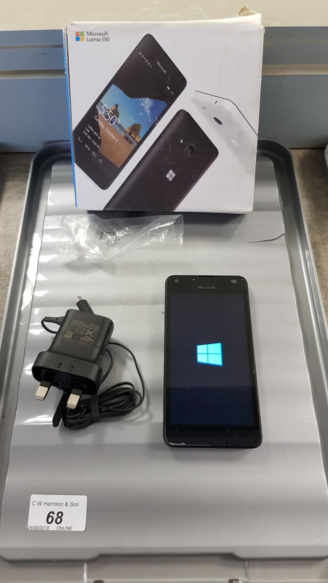 Microsoft Lumia 550 8GB Mobile Phone (C - Image 2 of 3
