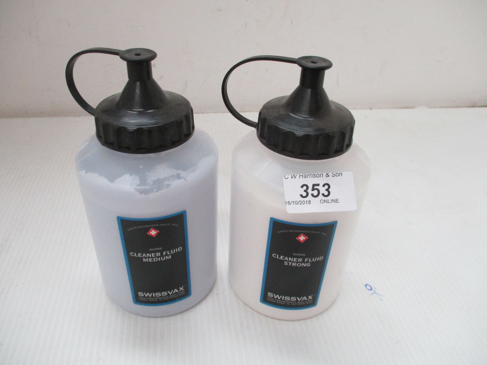 8 x 500ml bottles of Swissvax High Performance marine cleaner fluid (medium/strong)