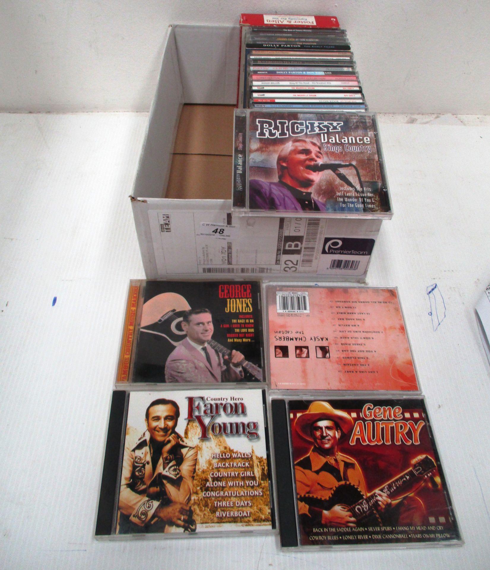 Approximately 30 x country/folk CDs