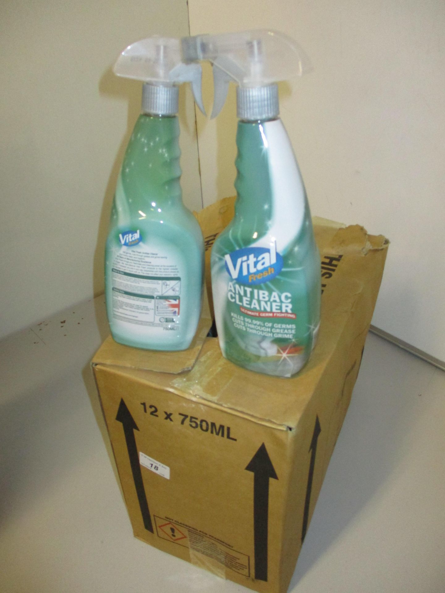 10 x boxes of 12 750ml trigger action vital fresh antibacterial cleaner