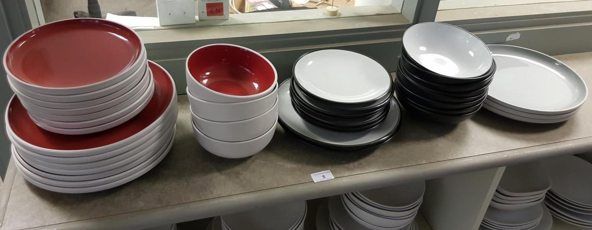 38 Piece Stoneware Mixed Colour 2 Tone D