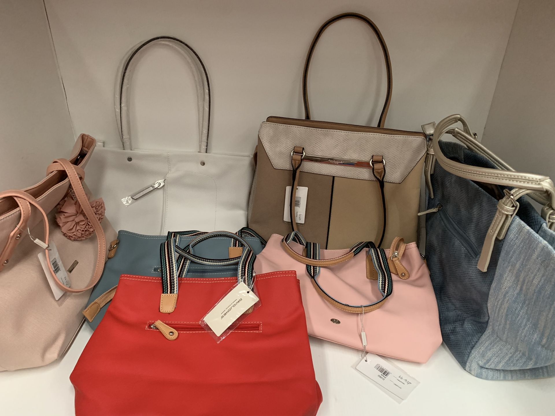 7 x assorted handbags by David Jones, Spirit, etc.