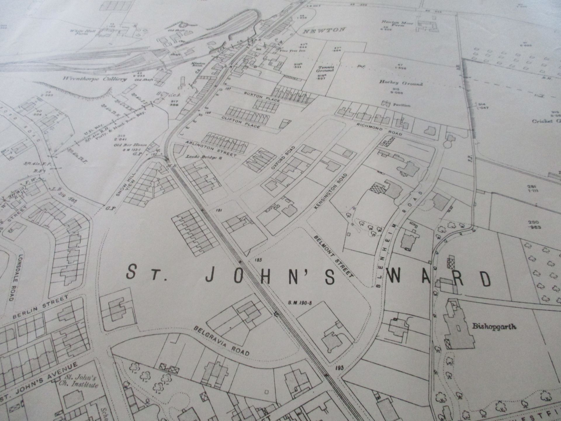9 x ordnance survey maps relating to the Wakefield area scale 1/1250 each 74 x 104cm published by - Image 14 of 17
