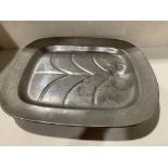 Wilton Columbia RWP pewter meat plate