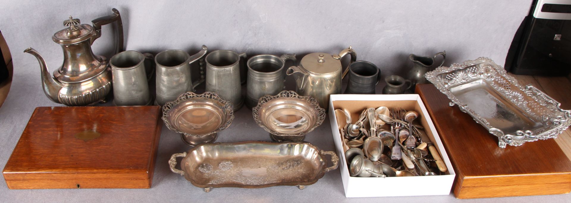 A quantity of plated wares,