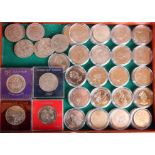 A collection of fifty six Queen Elizabeth British and Commonwealth commemorative crowns