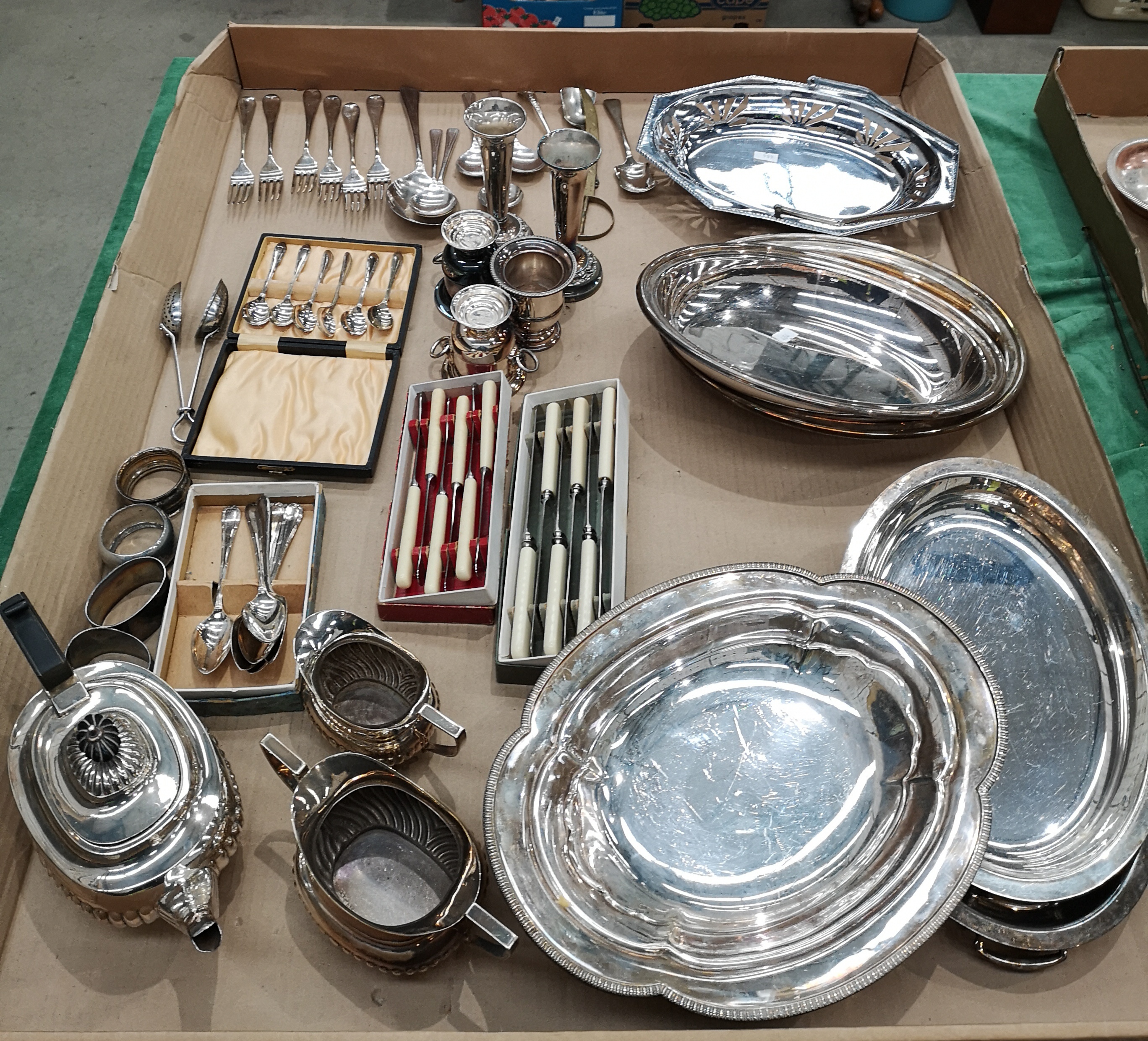 Contents to tray - large quantity of assorted plated ware - 3 piece tea set.