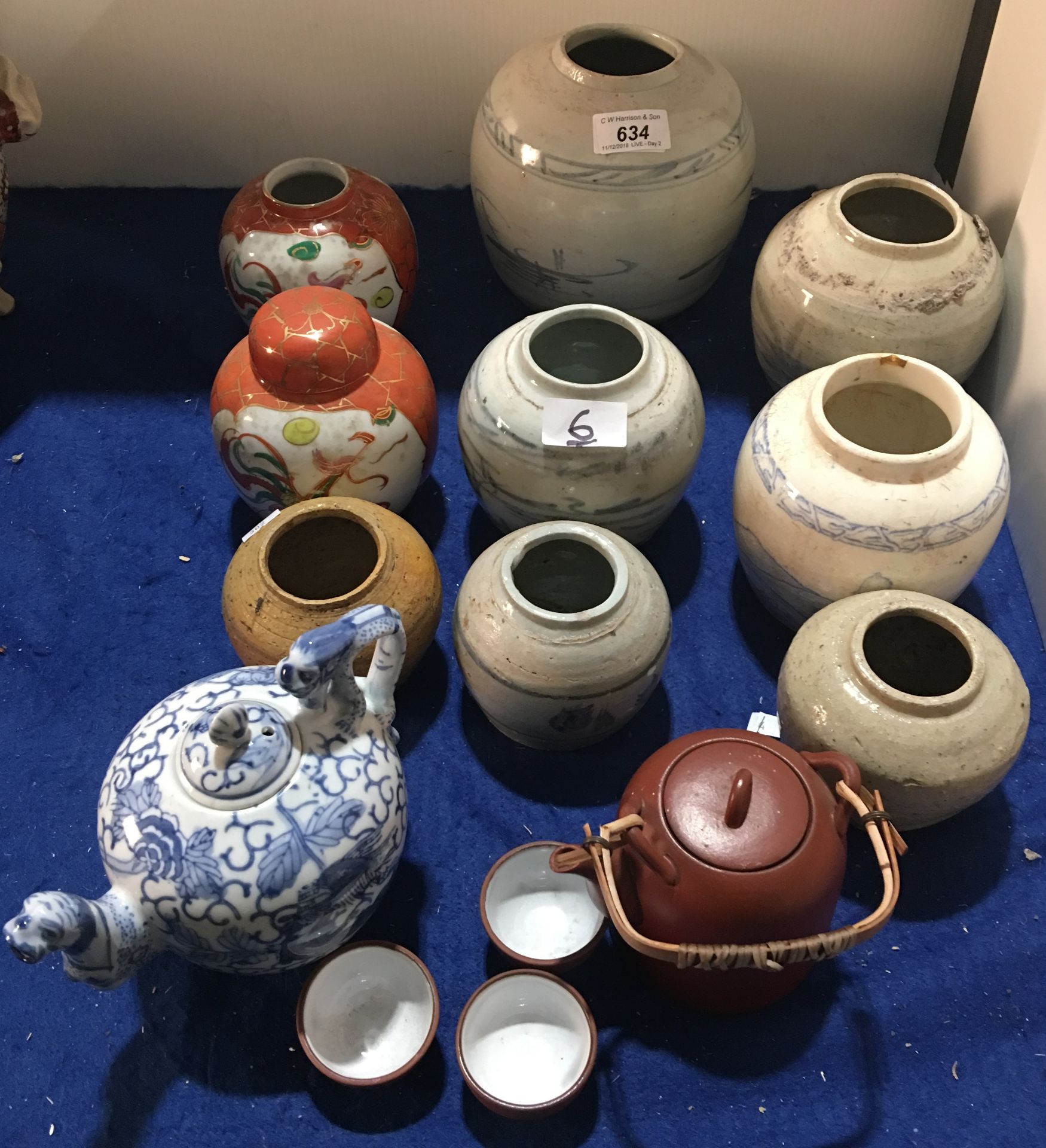 Various Chinese provincial and Japanese porcelain ginger jars and teawares (14)