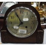 Oak cased mantel clock with key 9"