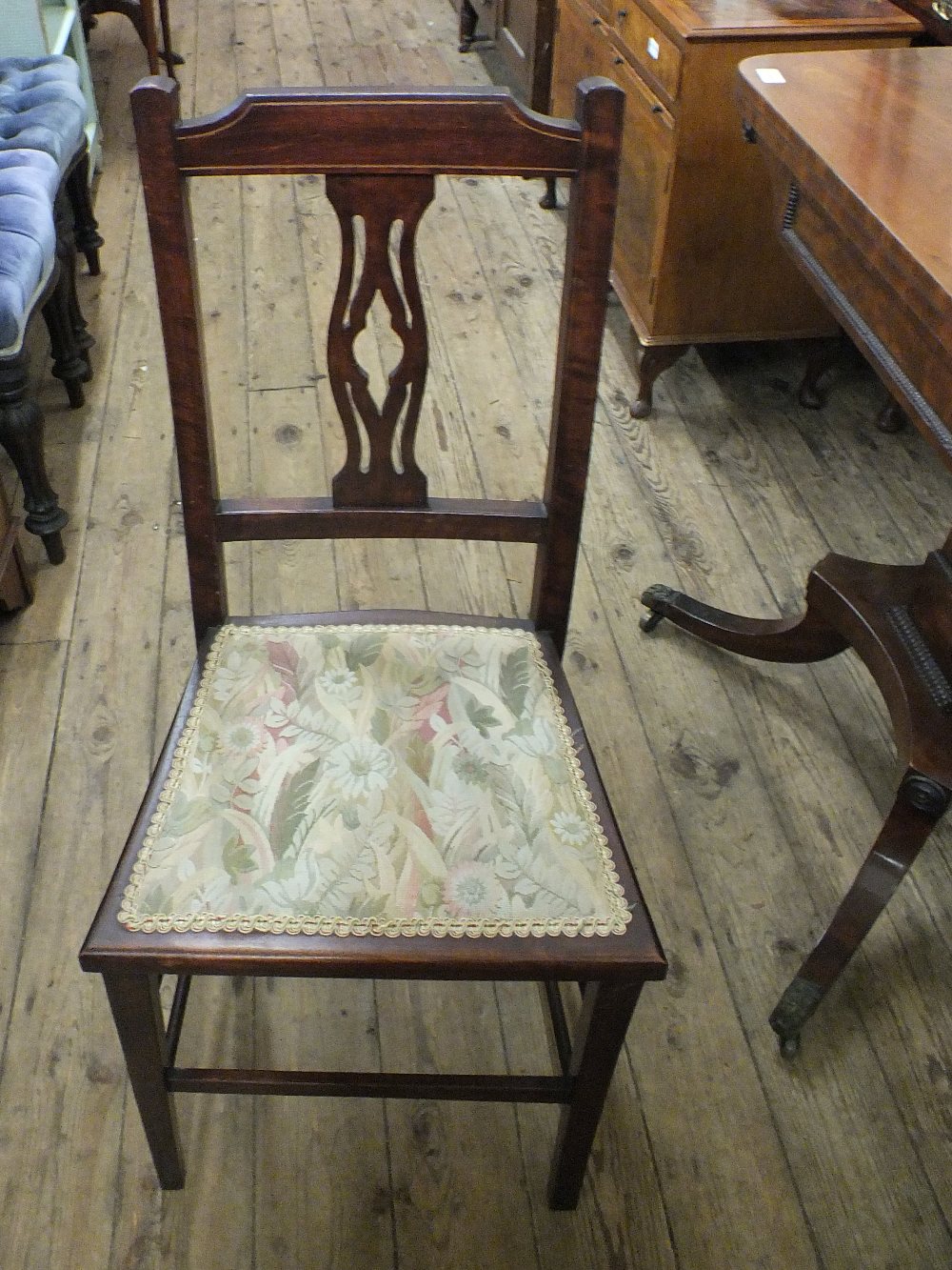 A Victorian circular mahogany occasional table, an Edwardian mahogany plant stand, - Image 4 of 4