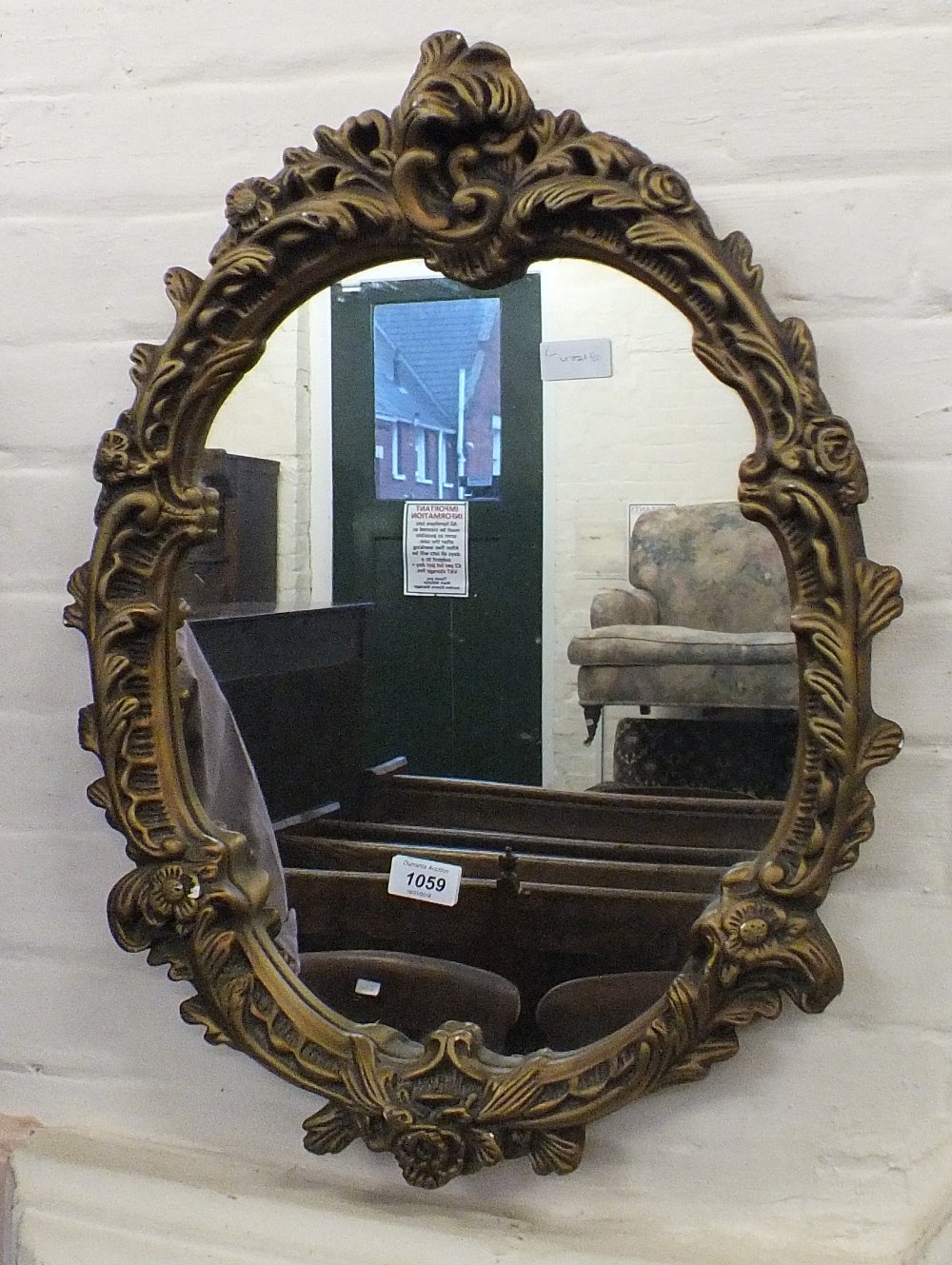 A pair of gilt wall mirrors - Image 2 of 2