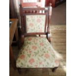 An Edwardian mahogany lady's chair