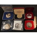 Cased silver dollars, Canada and New Zealand, Marshall Isles and Cook Islands 5 dollars,