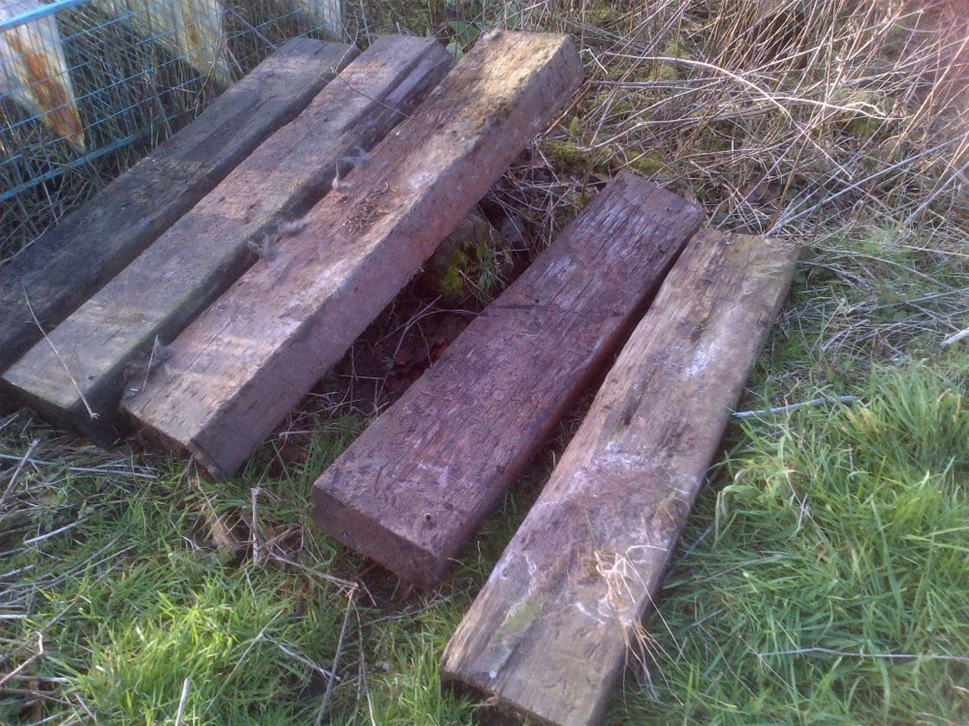 5 half railway sleepers Stored near Langley,