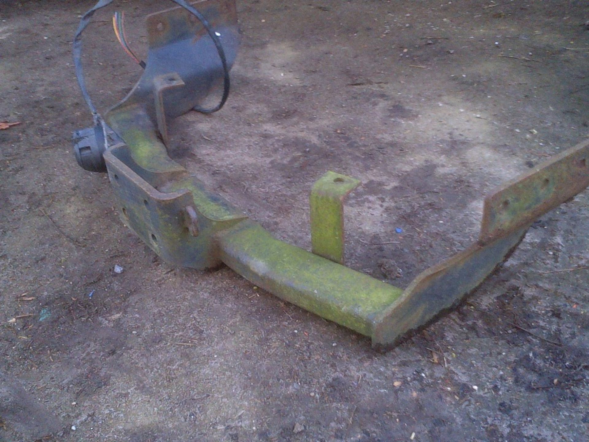 Transit tow bar Stored near Langley,