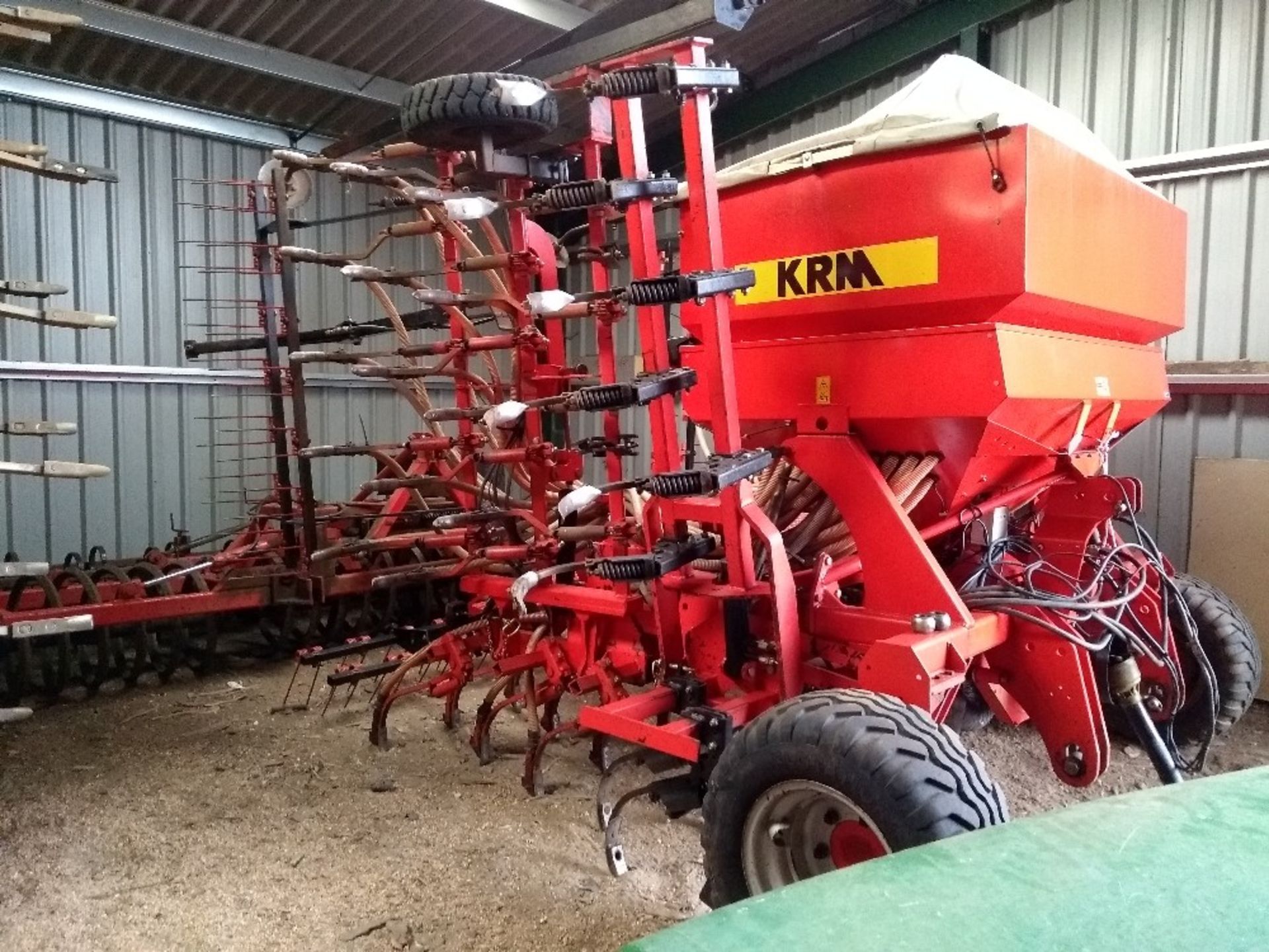 KRM 6M Solardrill 799, 2008, RDS area meter, cultivation tines, level board, tine coulters, PTO fan, - Image 2 of 3