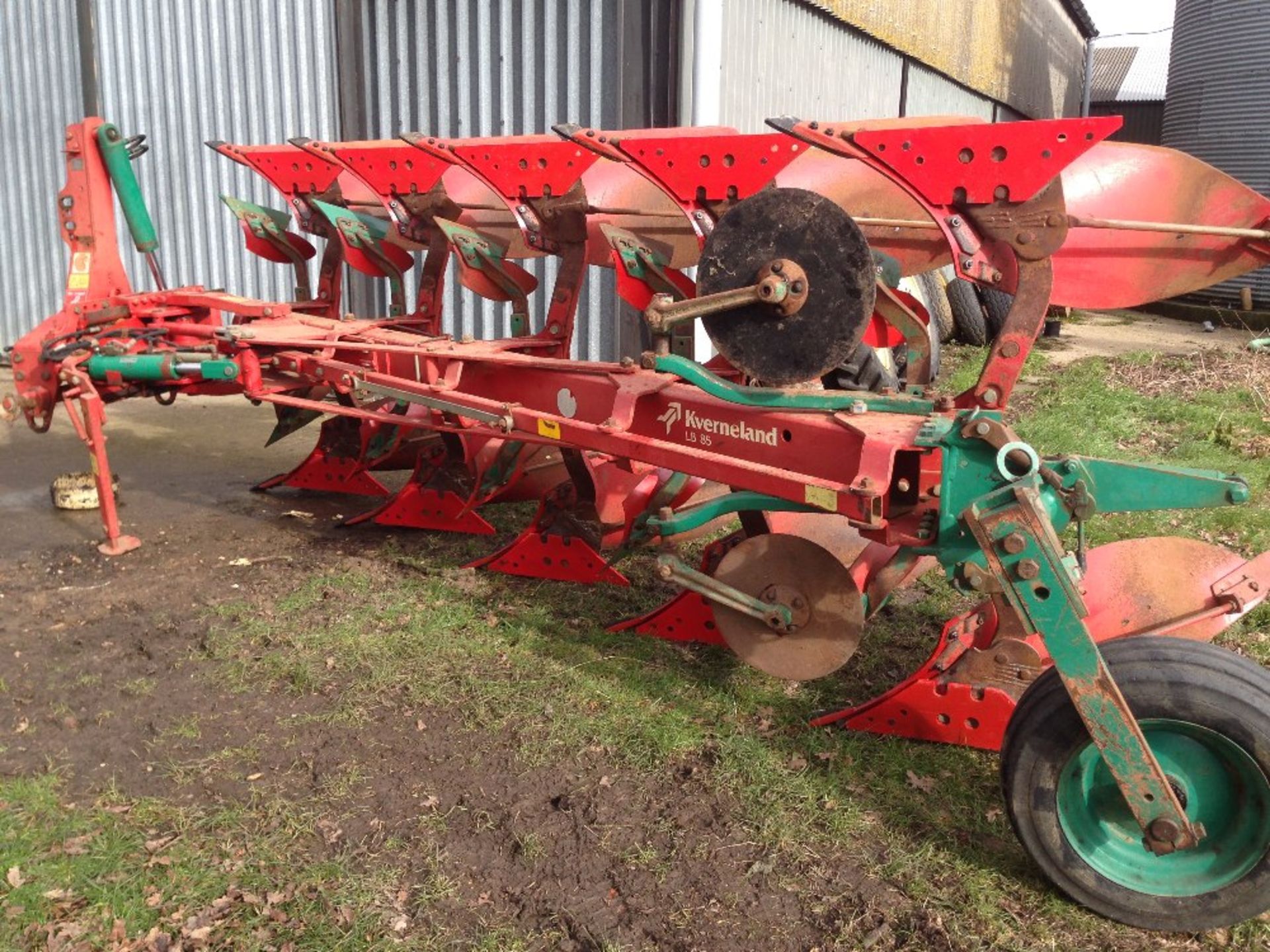 5 Furrow Kverneland plough, model number LB-85-300-5-HD, 2004. New turn over valve fitted 2018. - Image 2 of 8