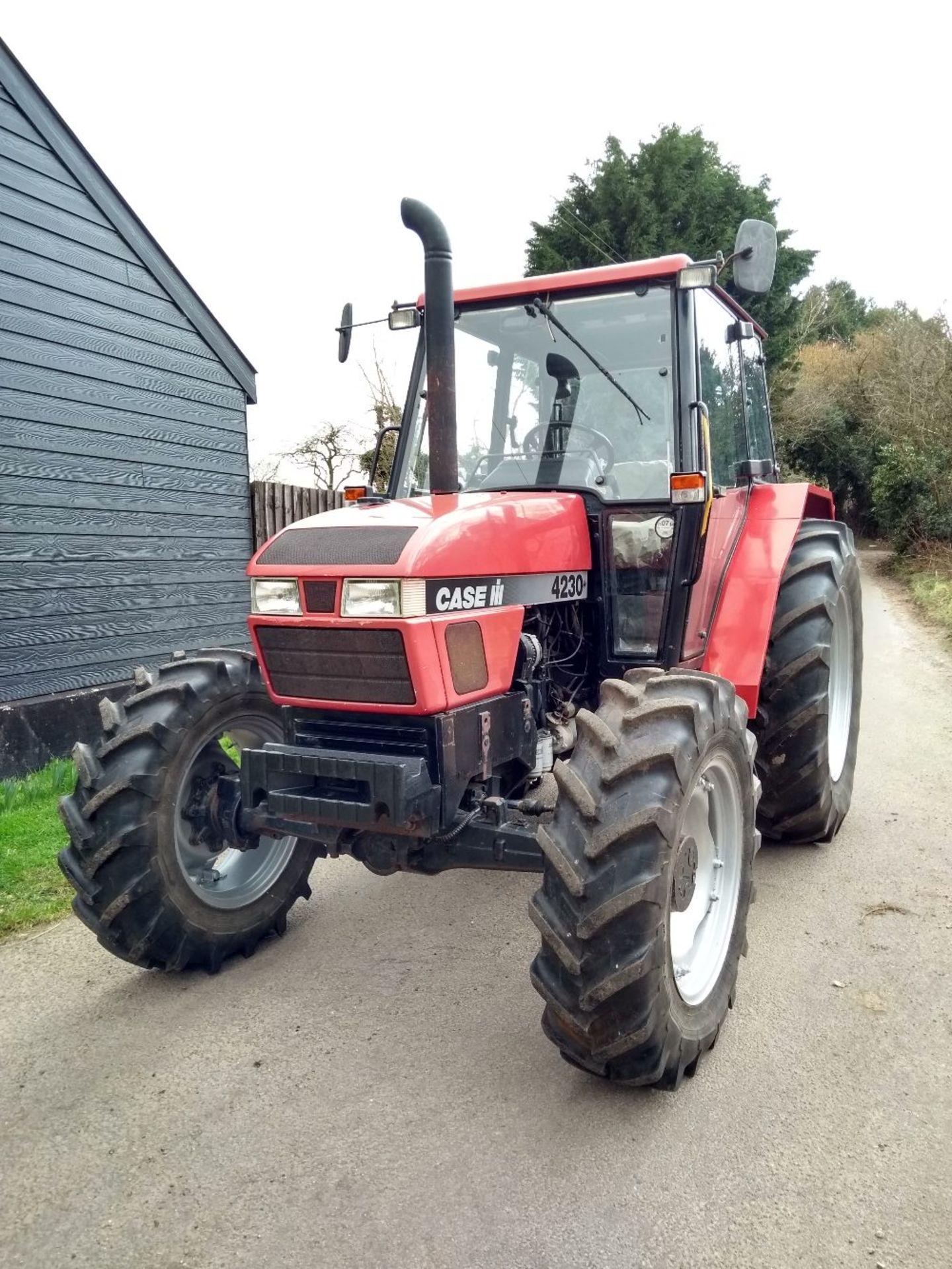 Case IH 4230 tractor, 1996, Reg: P569 0BJ, diesel, 3,515 hours, V5, RFL expiry date: 01.08. - Image 2 of 6