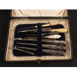 A cased part sewing set,