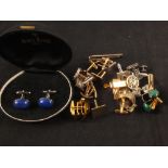 A mixed lot of various gents cufflinks and tie clips,