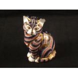 A Royal Crown Derby cat paperweight (boxed),