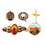 A silver amber set brooch,