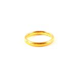 A 22ct gold wedding band,