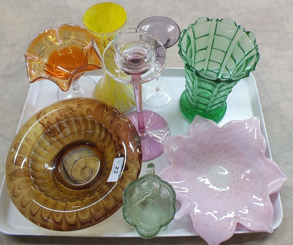 Two trays of glassware including a quantity of uranium glass