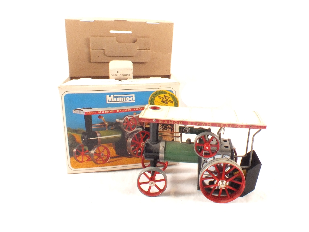 A boxed Mamod TEIA traction engine