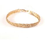 A 9ct gold plaited bracelet (as found)