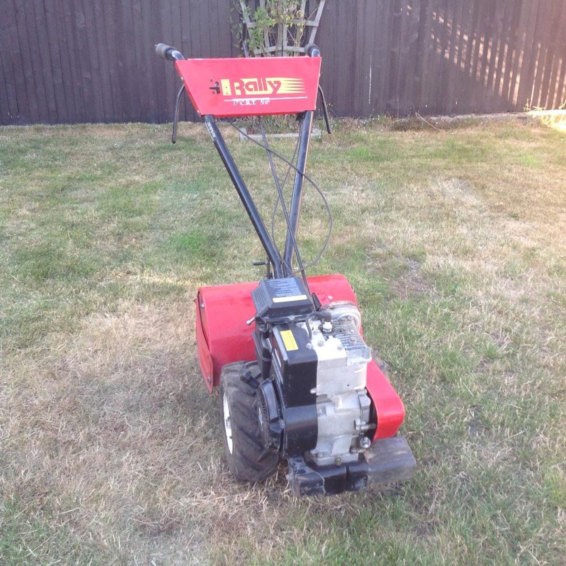 Rally rotavator with 5HP Briggs and Stratton engine. Having a clear out, unused for past 2 years.