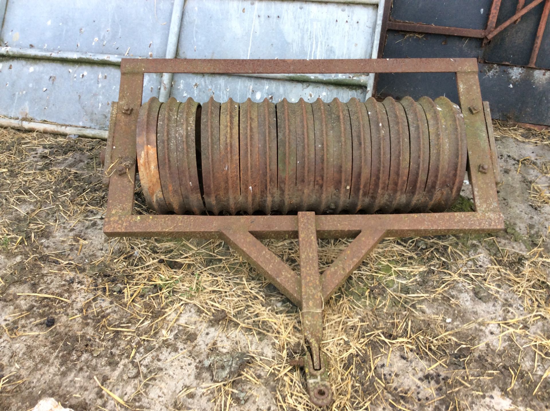 5f Wilder & Son ribbed roller Stored near Waxham