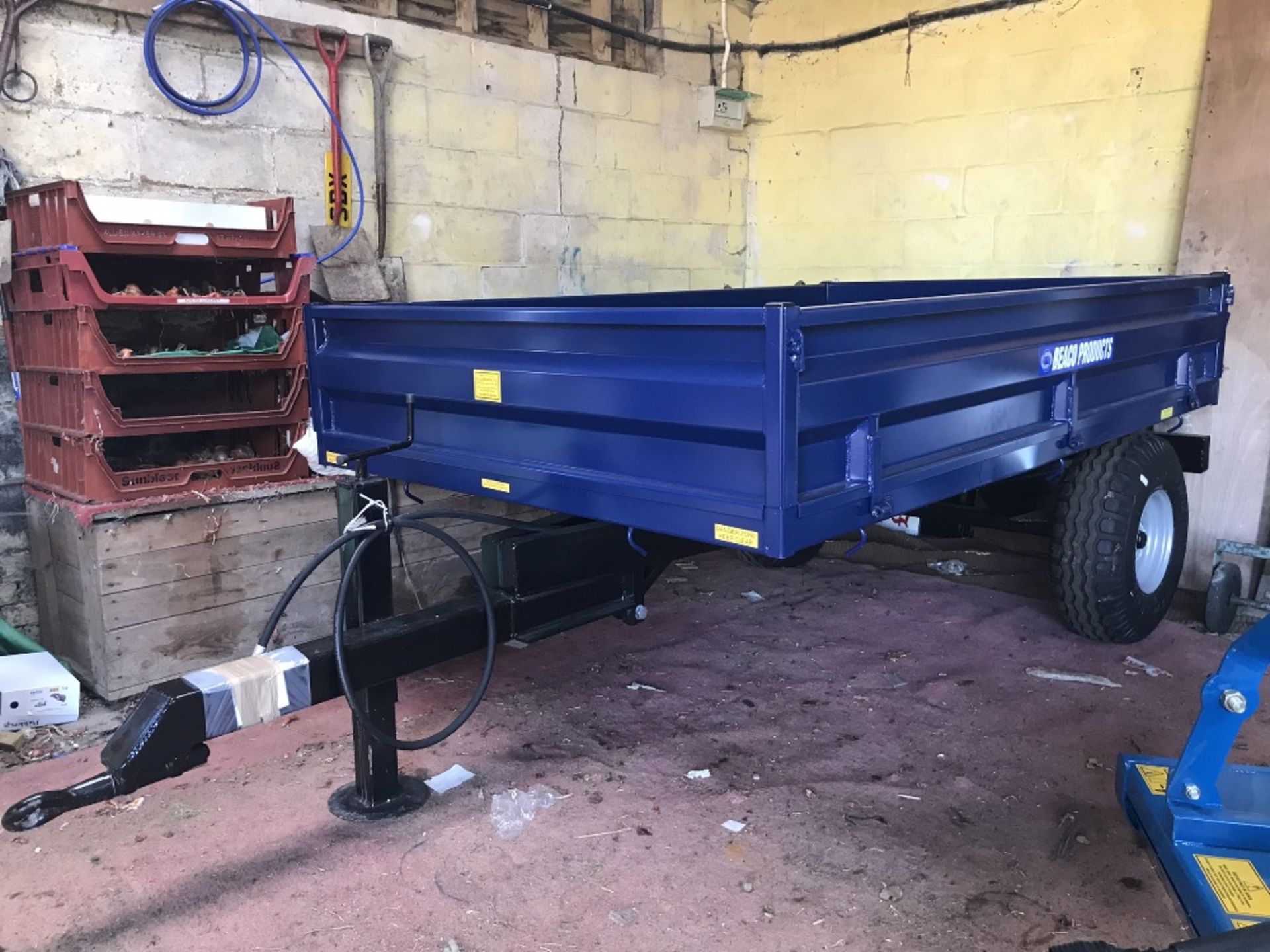 2T tipping trailer, drop sides. Stored near Woodbridge. - Image 4 of 4