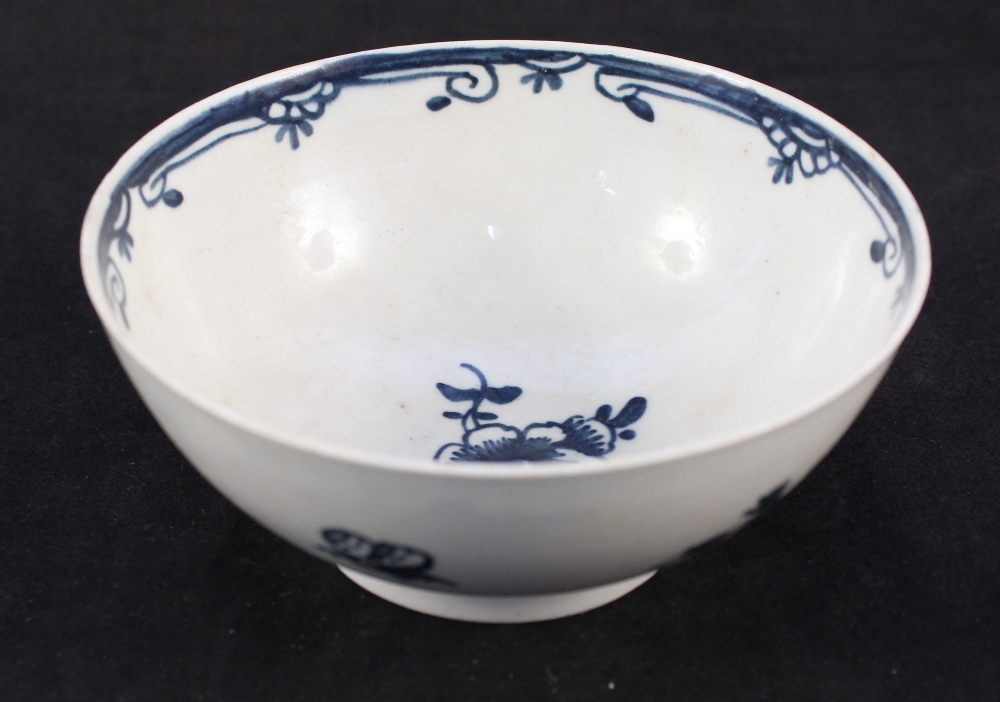 A Lowestoft bowl with sunflower and floral decoration