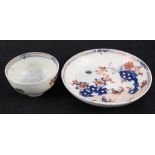 A Lowestoft Redgrave two bird pattern tea bowl and saucer (light body crack to bowl and lift rim